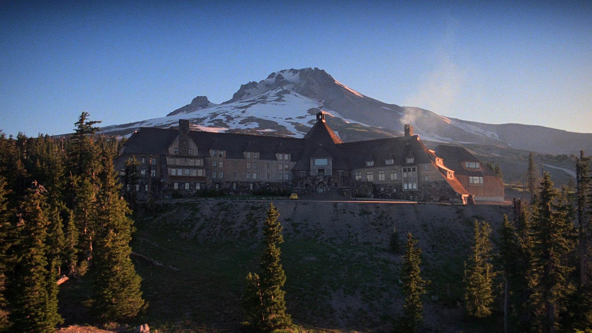 Como "O Iluminado" Destaca a Deterioração Gradual das Relações Familiares