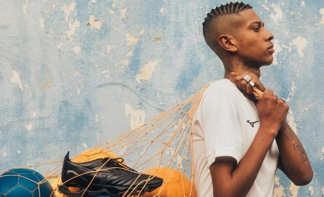 A Visão Cultural de Samir Bertoli na Nova Campanha da Mizuno.