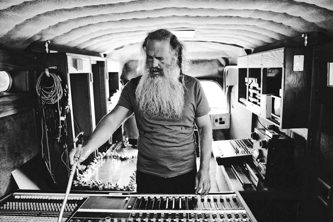 Rick Rubin: o gênio silencioso que redefiniu a música como conhecemos