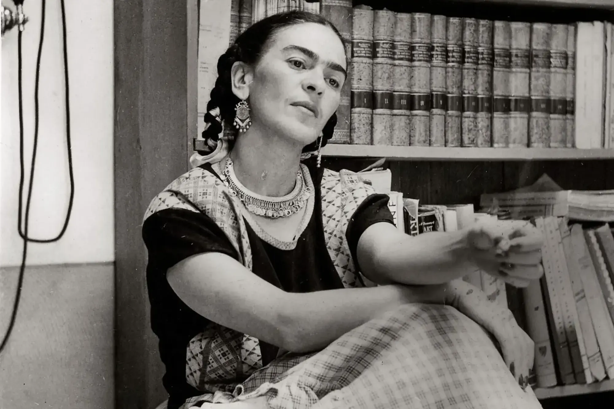Como Frida Kahlo Transformou o Sofrimento em Arte