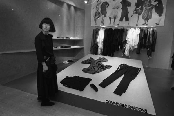 Os experimentos de Rei Kawakubo ganham São Paulo