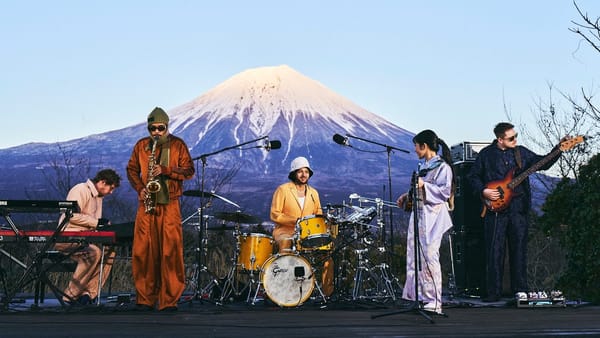 Jazz aos pés do Monte Fuji - A viagem musical única de Yussef Dayes